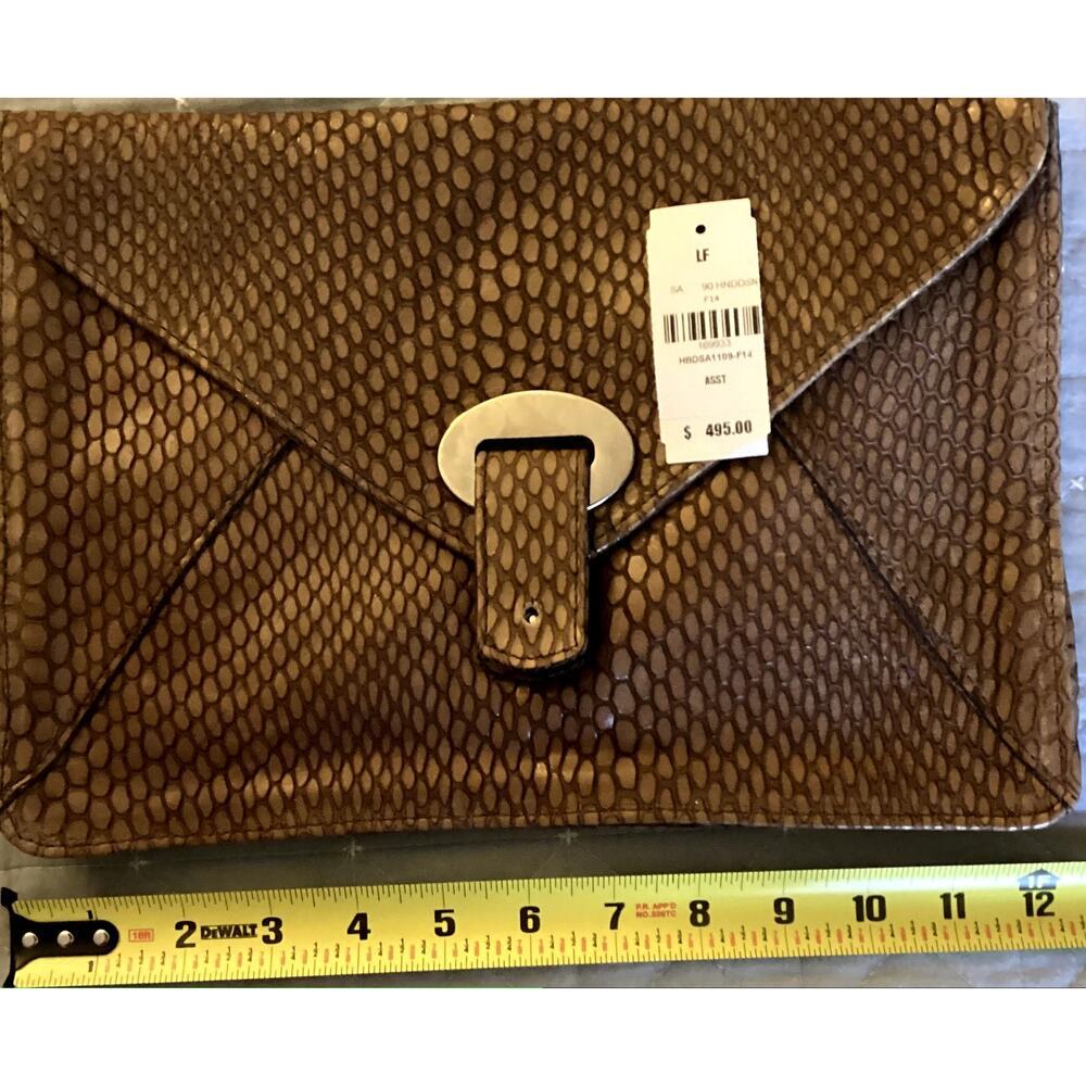 Vintage Streets Ahead Genuine Leather Clutch Purse NWT